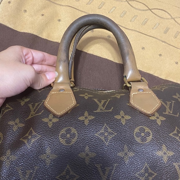 SOLD ✅ Authenticated LV Speedy 25 Monogram Canvas - Picture 7 of 10